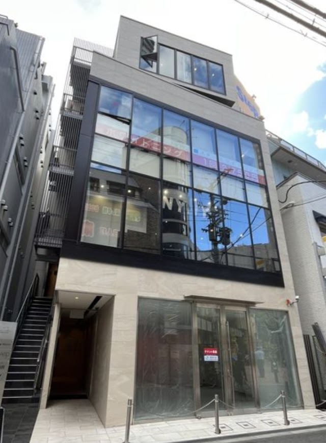 スターホワイトニング梅田院 大阪梅田歯科（写真1）