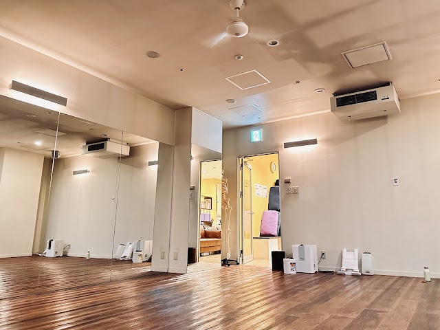 zen place ヨガ mix 梅田（写真1）