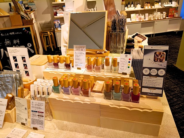 Ethical&SEA+m 梅田 蔦屋書店（写真2）