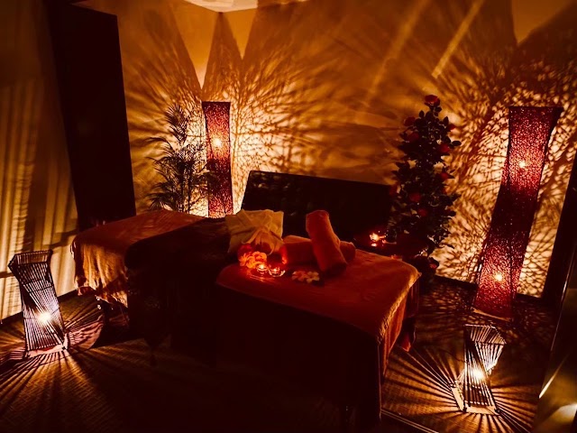 Aroma SPA MO_MO_新宿店【ヘッドスパ・リンパマッサージ】【アロマスパモモ】（写真1）