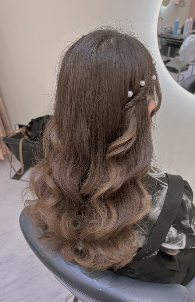 hair salon clan 梅田店【ヘア サロン クラン】（写真1）