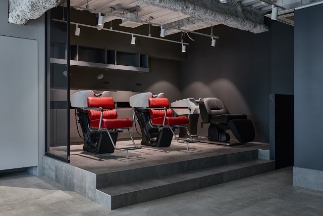 【名古屋栄メンズサロン】men’s hair salon SEEKER（写真2）