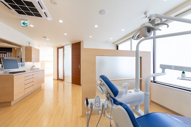 梅田キュア矯正歯科（写真1）