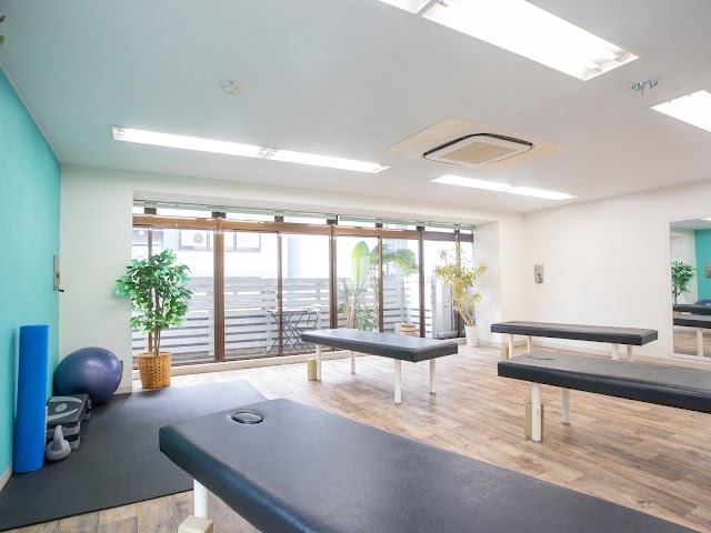 ポジティブストレッチ栄店（写真2）