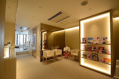 You矯正歯科 新宿医院（写真2）