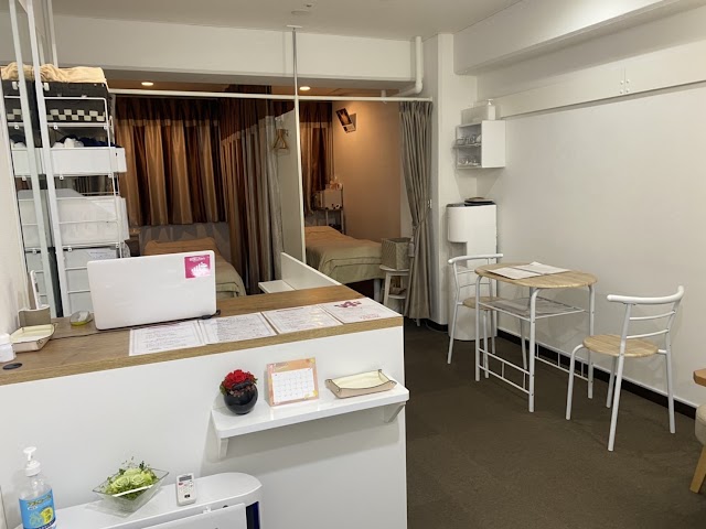 眼精疲労と頭のマッサージ専門店 『アタマの再起動』梅田本店（写真3）