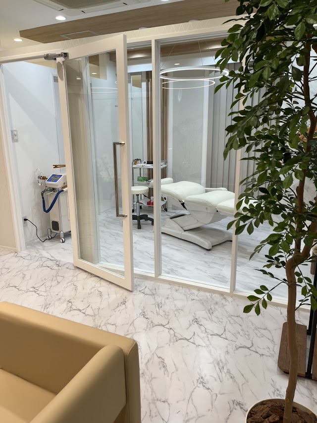 星のエナメルケアデンタルクリニック（写真1）