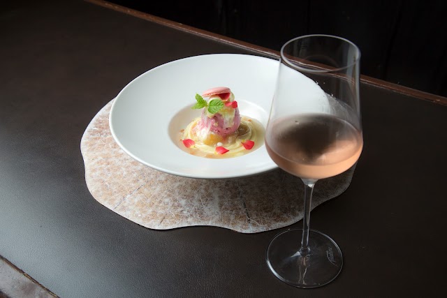 Assiette Dessert étonné（アシェット デセール エトネ）（写真2）