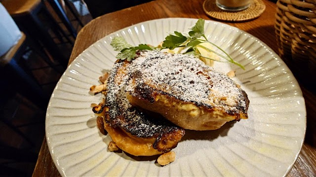 小さなカフェ Malk 栄店（写真2）