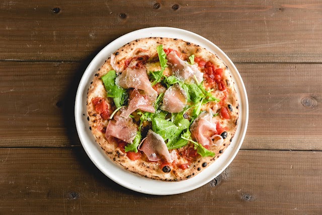 トンガリアーノドゥーエ（写真3）