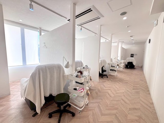 まつげパーマ・マツエク専門店 miel仙台店（写真1）