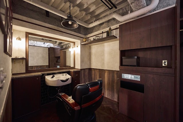 LAVIE NEW STANDARD BARBER HANARE 新宿店（写真1）