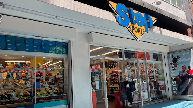 ステップスポーツ 福岡店（写真1）