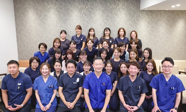 梅田クローバー歯科・矯正歯科アネックス（写真1）
