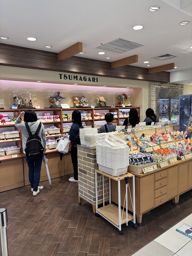 ケーキハウス ツマガリ 大丸梅田店（写真1）