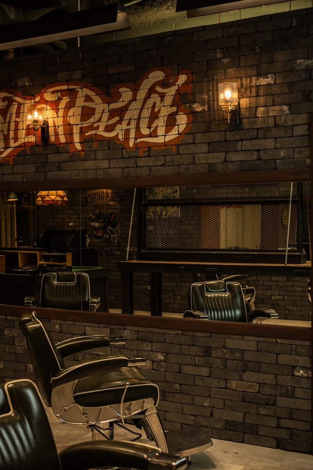 Four Corners Cut Shop 3/¢ent（写真3）